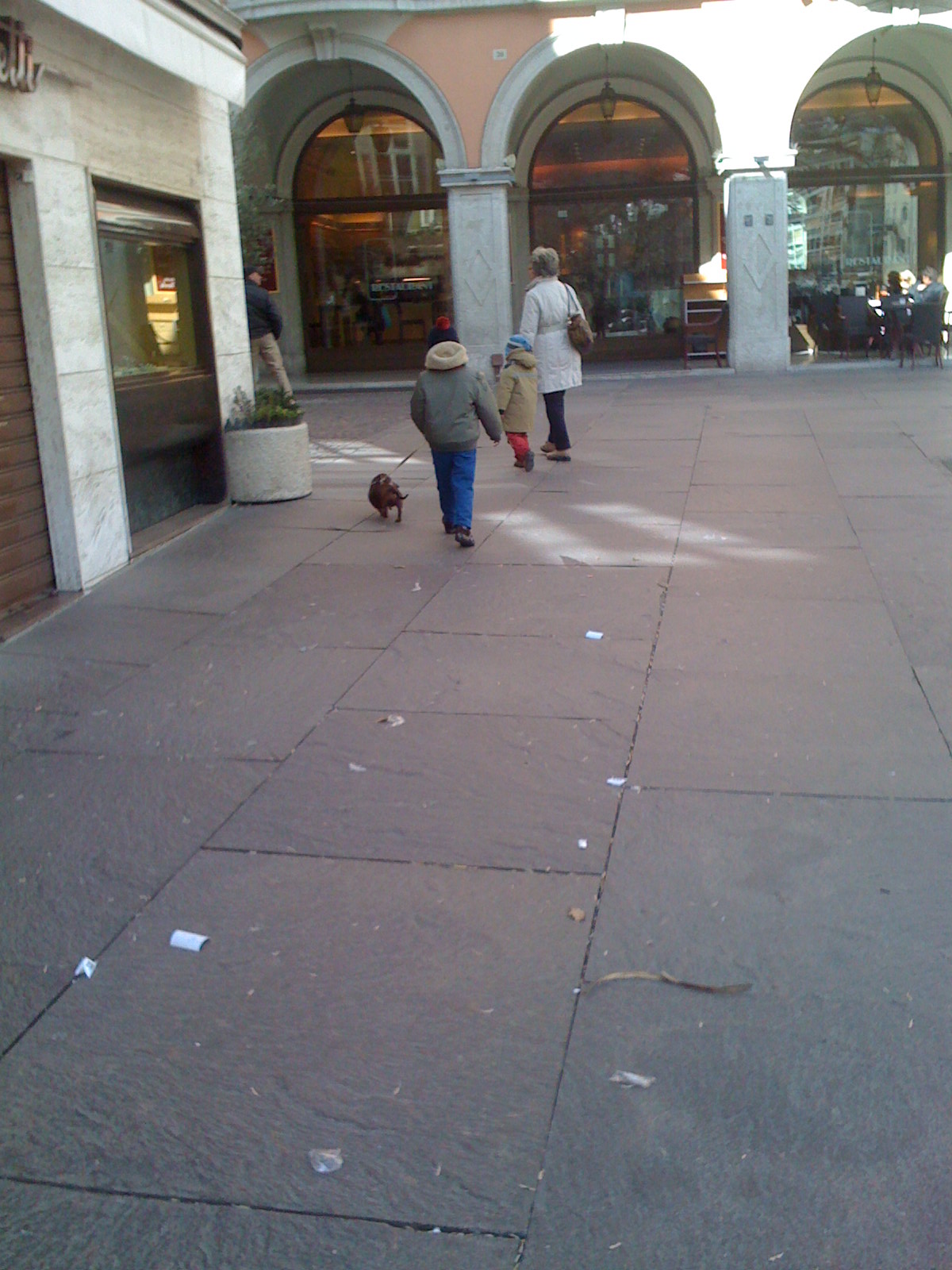 Lunedì 9 marzo. A passeggio per le vie della bella Bolzano.