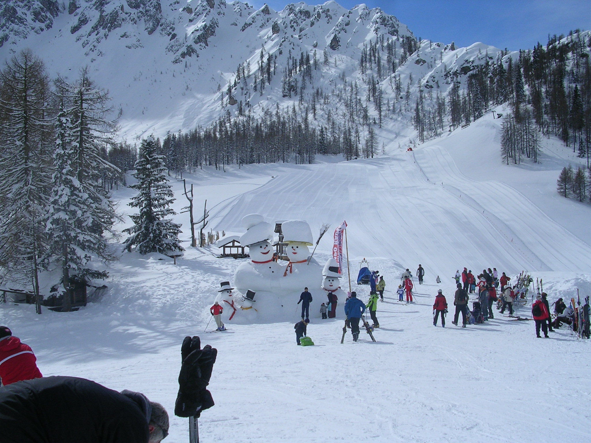 Sabato 7 marzo. Sulla neve in alto.